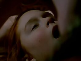 Adolescente tettona con filmporno italiani capezzoli duri si masturba video (Iraina)