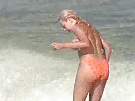Il bellissimo piccolo Caprice video porno gratis italiane si bagna così tanto